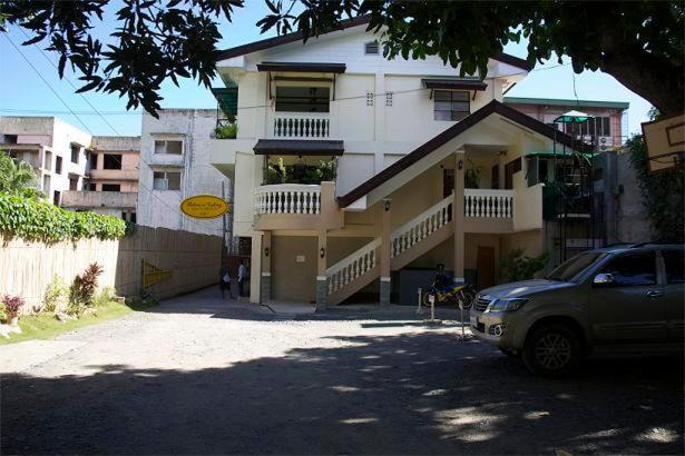 Bahay Ni Tuding - House Of Tuding Davao Exterior foto